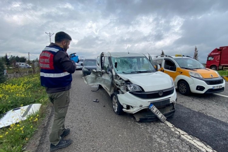 Diyarbakır'da 3 kişinin &ouml;l&uuml;m&uuml;ne neden olan s&uuml;r&uuml;c&uuml; yakalandı