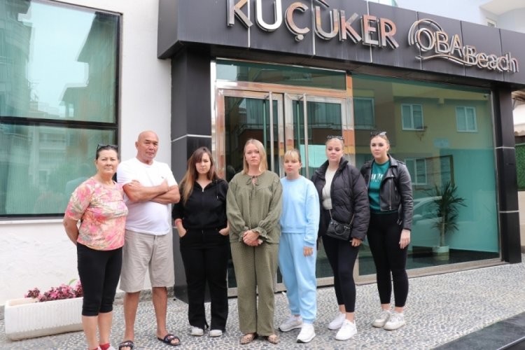 Antalya'da komşularının duvarlarına tehdit i&ccedil;erikli yazılar yazdı