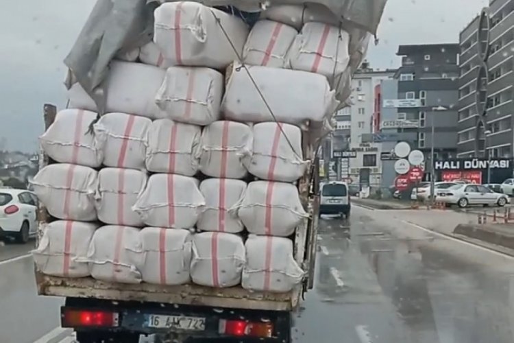 Bursa'da tehlikeli taşımacılık!