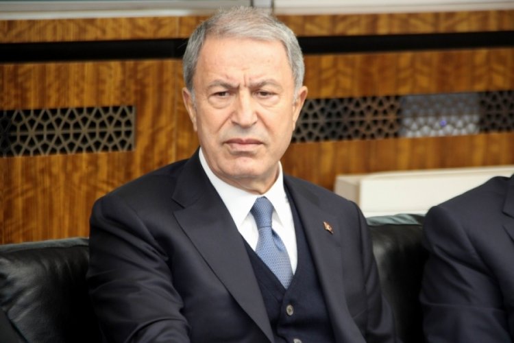 Bakan Akar: Şu anda ter&ouml;r &ouml;rg&uuml;t&uuml; ciddi bir sıkıntı i&ccedil;erisinde, katılımlar sıfır, ka&ccedil;ışlar &ccedil;oğaldı