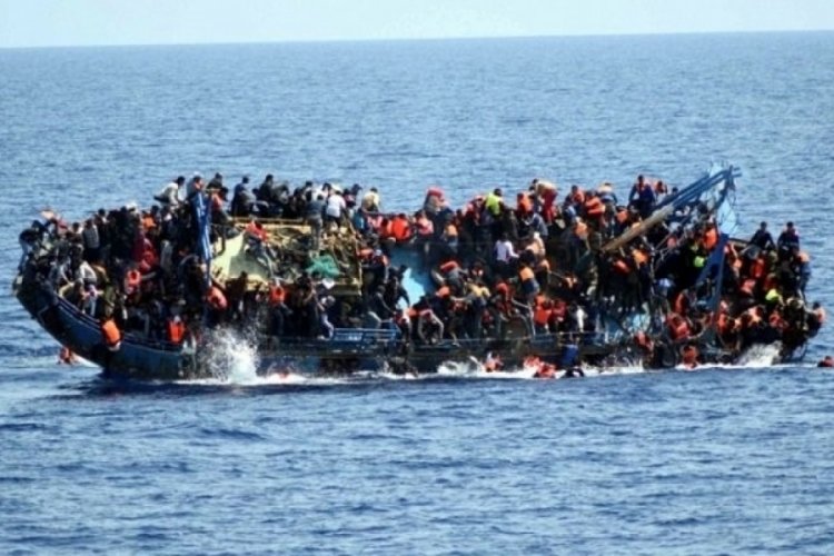 Tunus'ta g&ouml;&ccedil;men teknesi battı: 25 &ouml;l&uuml;
