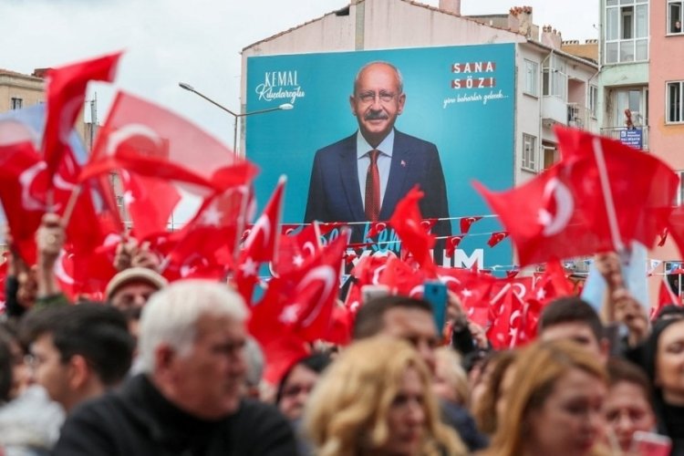 Kılı&ccedil;daroğlu'ndan 'İlk 100 G&uuml;n Yapılacaklar' broş&uuml;r&uuml;