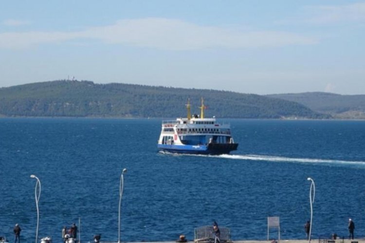 Bozcaada ve G&ouml;k&ccedil;eada'da feribot seferleri iptal edildi