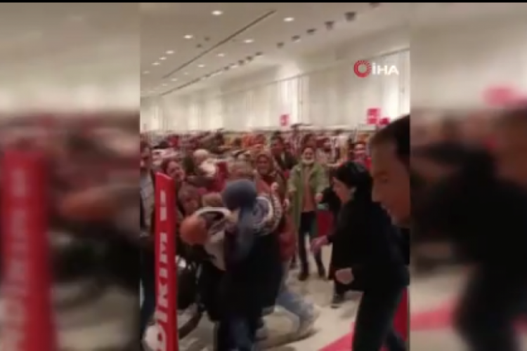 Vatandaşın &uuml;zerine hakaret gibi indirimli &uuml;r&uuml;n attılar