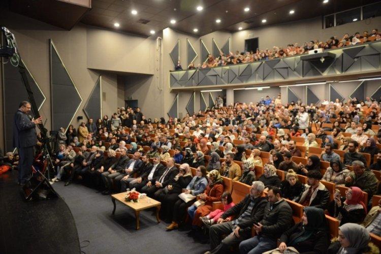 Yazar Hayati İnan&ccedil;, Bursalılarla buluştu
