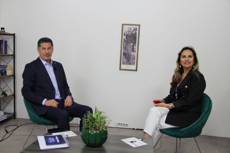 Cumhurbaşkanı adayı Sinan Oğan, Bursada Bug&uuml;n'de
