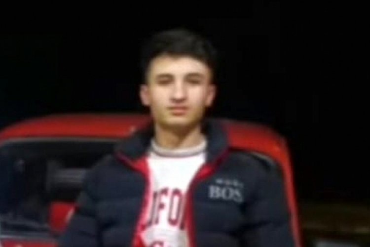 Adana'da motosikletiyle ters şeritte giderken otomobil &ccedil;arptı, hayatını kaybetti