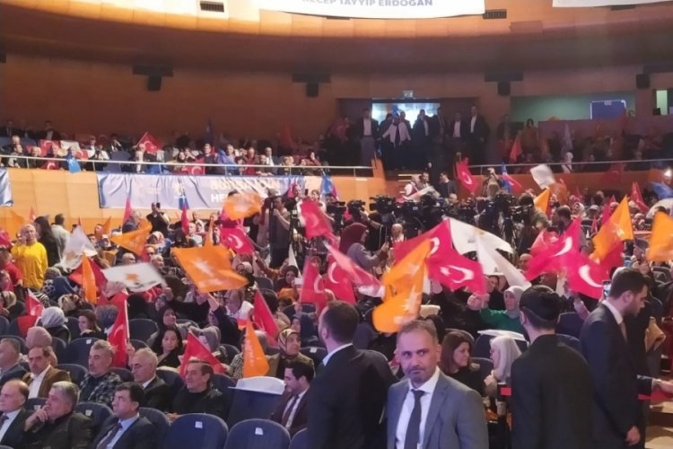 AK Parti Bursa milletvekili adaylarını tanıttı
