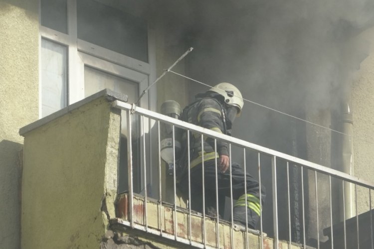 Aksaray'da 5 katlı apartmanda yangın