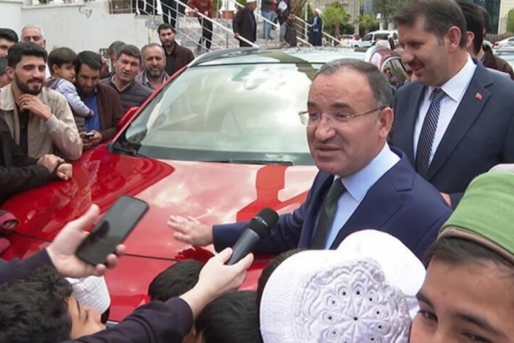 Bakan Bozdağ: Biz s&ouml;z verdik mi hep yaptık