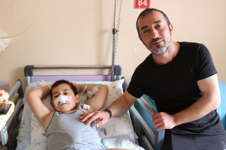 Rize'de 7 yaşındaki Mira&ccedil;'ı doktorların erken teşhisi kurtardı