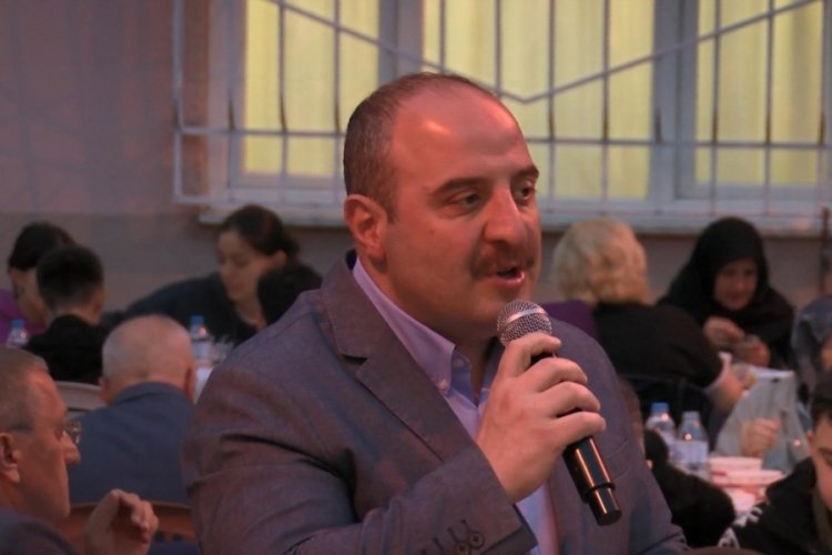Mustafa Varank: &Ouml;n&uuml;m&uuml;zdeki d&ouml;nemde 'Aile Kalkınma Programı'nı devreye alıyoruz