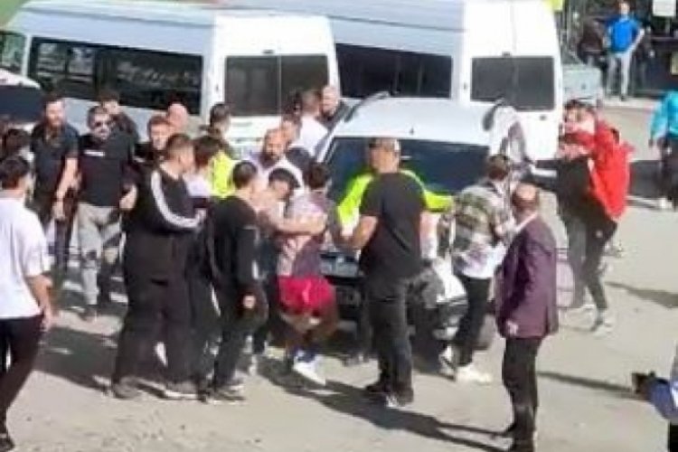 Artvin'de amat&ouml;r ma&ccedil;ta kavga &ccedil;ıktı, polis tarafları havaya ateş ederek ayırdı