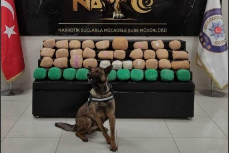 Van'da 55,5 kilo uyuşturucu ele ge&ccedil;irildi! 4 kişi g&ouml;zaltına alındı