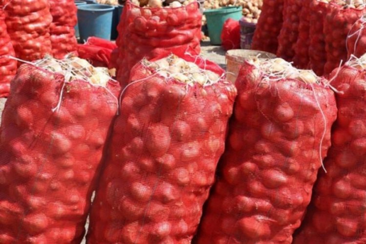 &Uuml;reticiden 'soğan stok&ccedil;uluğu' a&ccedil;ıklaması