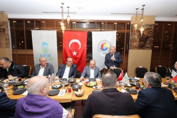 Bakan Varank, Bursa Ticaret Borsası'nın sahurunu katıldı