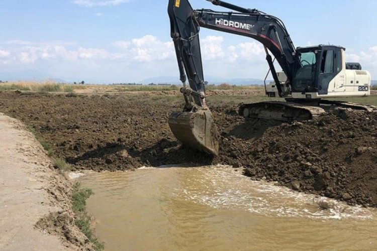B&uuml;y&uuml;k Menderes Deltası'ndaki ka&ccedil;ak su kanalı kapatılıyor