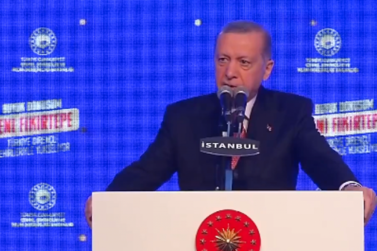 Erdoğan: İstanbul'da acilen d&ouml;n&uuml;şt&uuml;r&uuml;lmesi gereken 1,5 milyon konut var