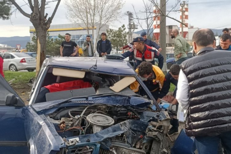 Bolu D-100'de feci kaza: 1 &ouml;l&uuml;, 1 yaralı