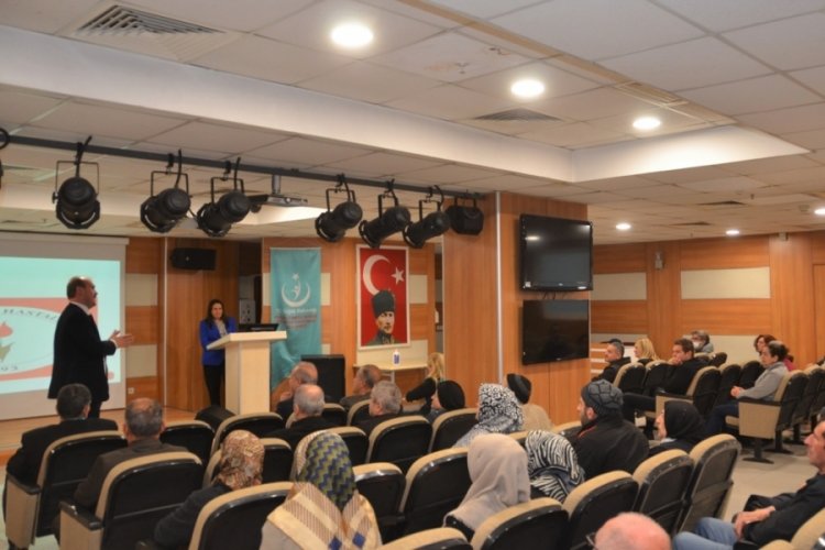 Bursa'da doktorlar hastalarına eğitim verdi