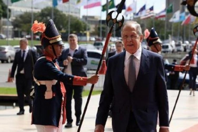 Lavrov'dan Ukrayna mesajı