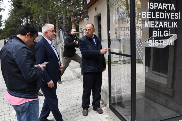 Isparta'da mezarlıklarda navigasyon uygulaması