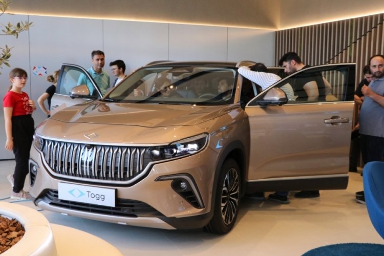 Adana'da Togg Deneyim Merkezi a&ccedil;ıldı