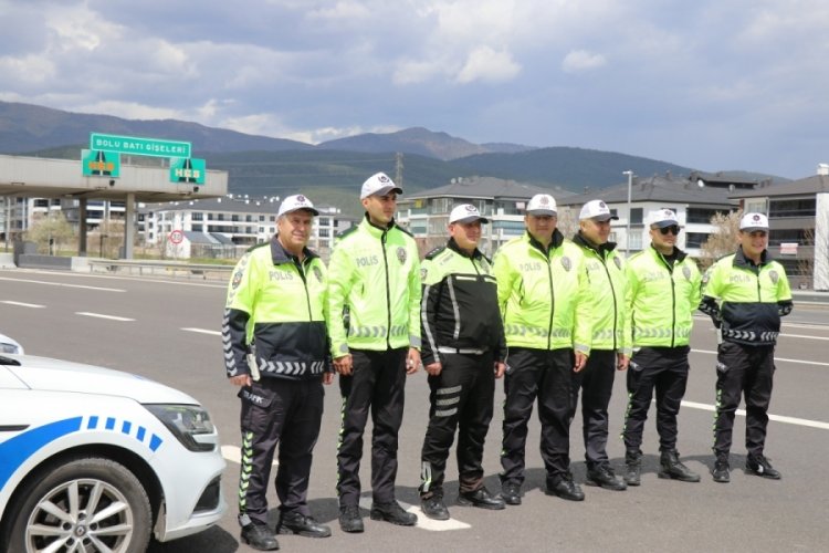 Bolu'da trafik ekipleri bayrama hazır