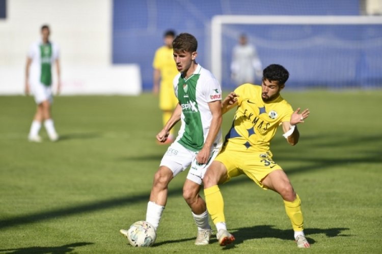Bursaspor'un rakibi hocasız kaldı!