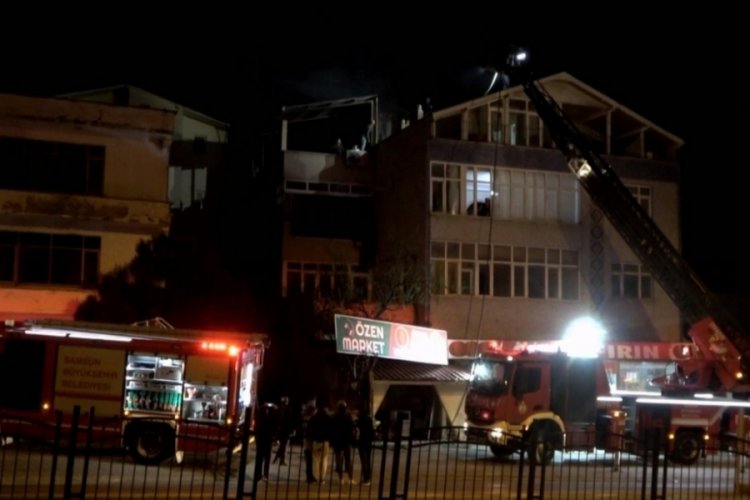 Samsun'da fırının bacasında yangın &ccedil;ıktı