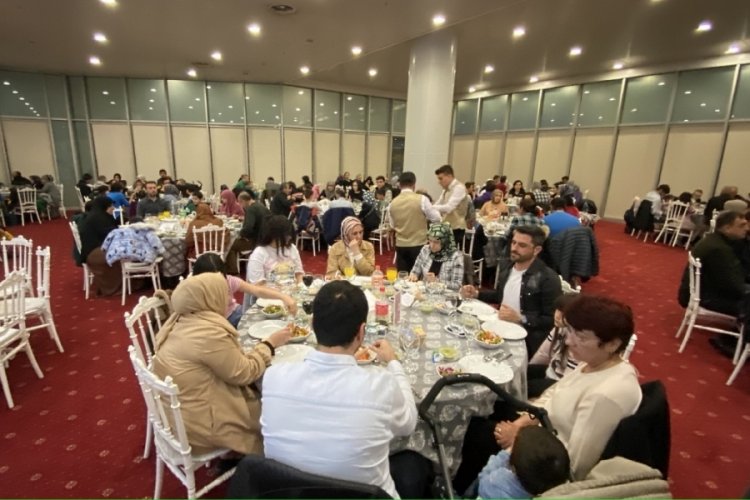 Bursa B&uuml;y&uuml;kşehir Belediyesi'nden gl&uuml;tensiz iftar