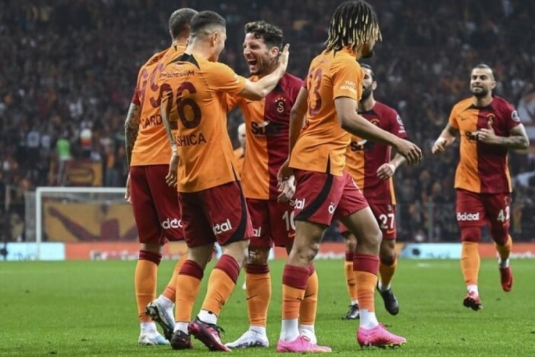 Galatasaray, gol yollarında u&ccedil;uşa ge&ccedil;ti