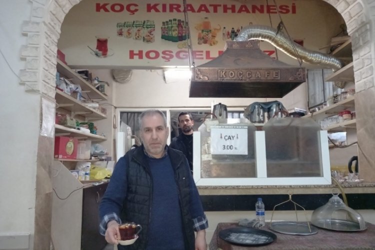 Her Derdin Şifası, Zaza koktey!