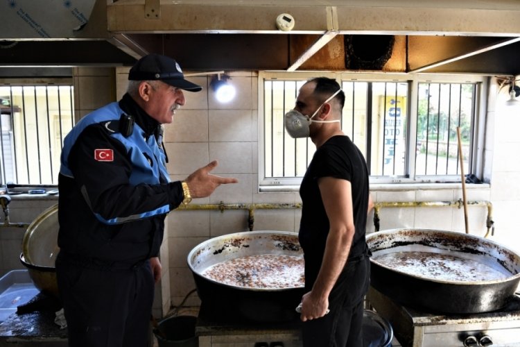Bursa Osmangazi'de bayram &ouml;ncesi tatlı imalathanelerine sıkı denetim