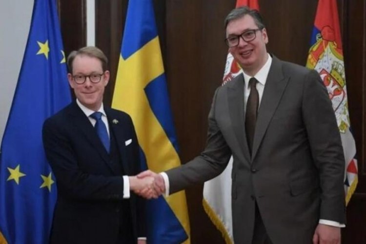Sırbistan Cumhurbaşkanı Vucic, İsve&ccedil; Dışişleri Bakanı Billstr&ouml;m ile bir araya geldi