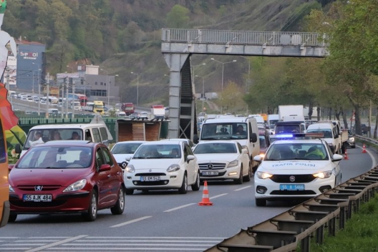 Samsun'da zincirleme kaza: 7 otomobil birbirine girdi