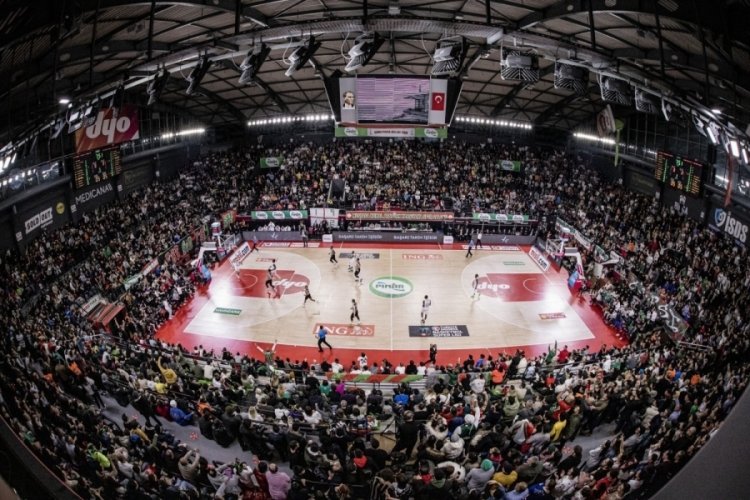 Pınar Karşıyaka - Dar&uuml;şşafaka ma&ccedil;ı biletleri satışa &ccedil;ıkıyor