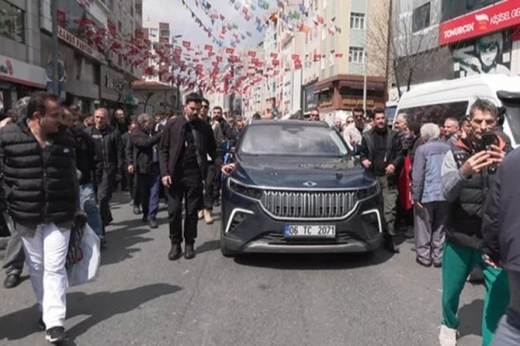 S&uuml;leyman Soylu'dan Esenler'de şarkı tepkisi