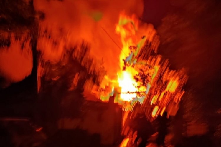 Manisa'da baca yangını! Ev kullanılmaz hale geldi