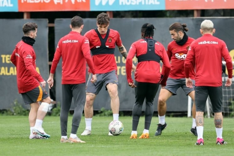 Galatasaray, Fatih Karag&uuml;mr&uuml;k ma&ccedil;ı hazırlıklarını s&uuml;rd&uuml;rd&uuml;