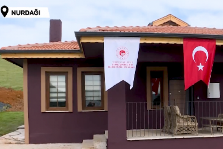 Nurdağı'nda ilk kalıcı konutlar teslim ediliyor
