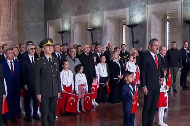 Anıtkabir'e 23 Nisan ziyareti