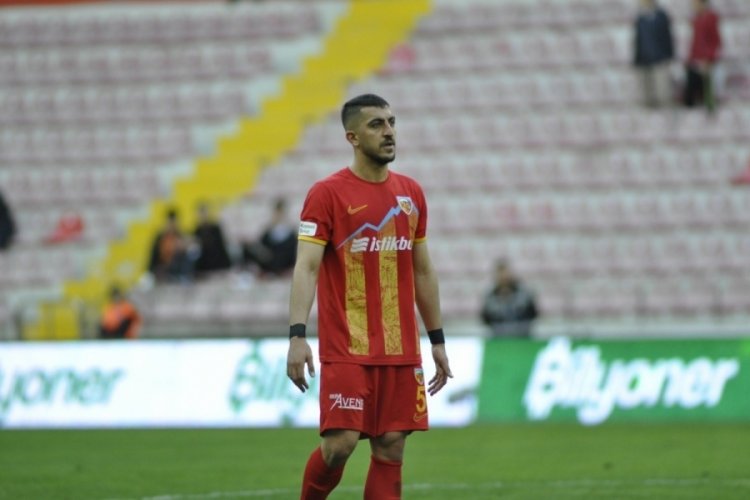 Kayserispor, Adana'ya 3 eksikle gitti