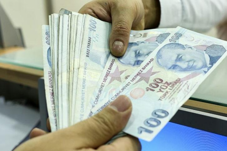 Memur ve emeklilerin g&ouml;z&uuml; temmuz zammında!