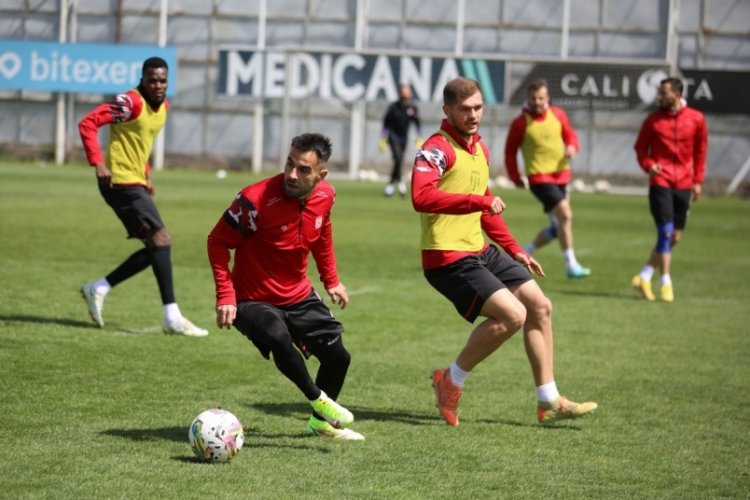 Sivasspor, Antalyaspor ma&ccedil;ı hazırlıklarını tamamladı