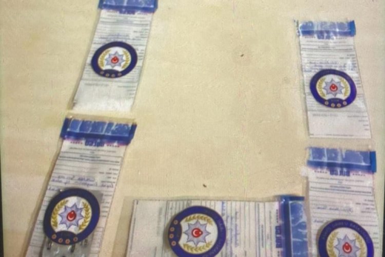 Samsun'da polisin yakaladığı şahsın &uuml;zerinden uyuşturucu &ccedil;ıktı