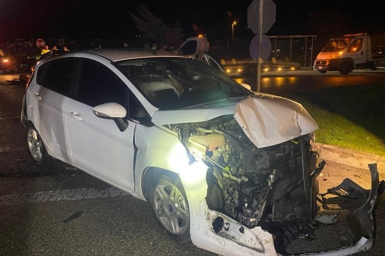 Amasya'da zincirleme kaza: 2 &ouml;l&uuml;, 8 yaralı