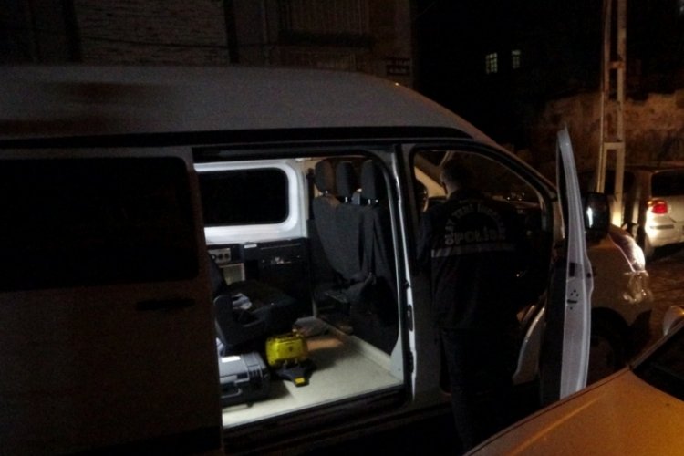 Malatya'da kadınların kavgasını ayırmaya &ccedil;alışan polis memuru yaralandı