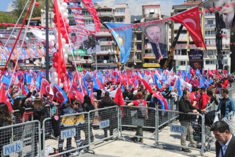 Cumhurbaşkanı Erdoğan Gemlik'te miting alanında bekleniyor