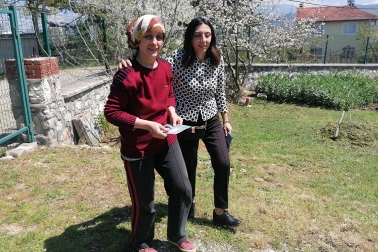 CHP'li Kayışoğlu, Nil&uuml;fer'in eski k&ouml;ylerinde kadınlarla bir araya geldi
